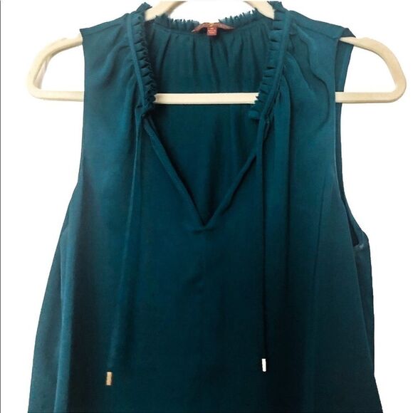 7 for all Mankind Top gorgeous size M teal green - Picture 1 of 4